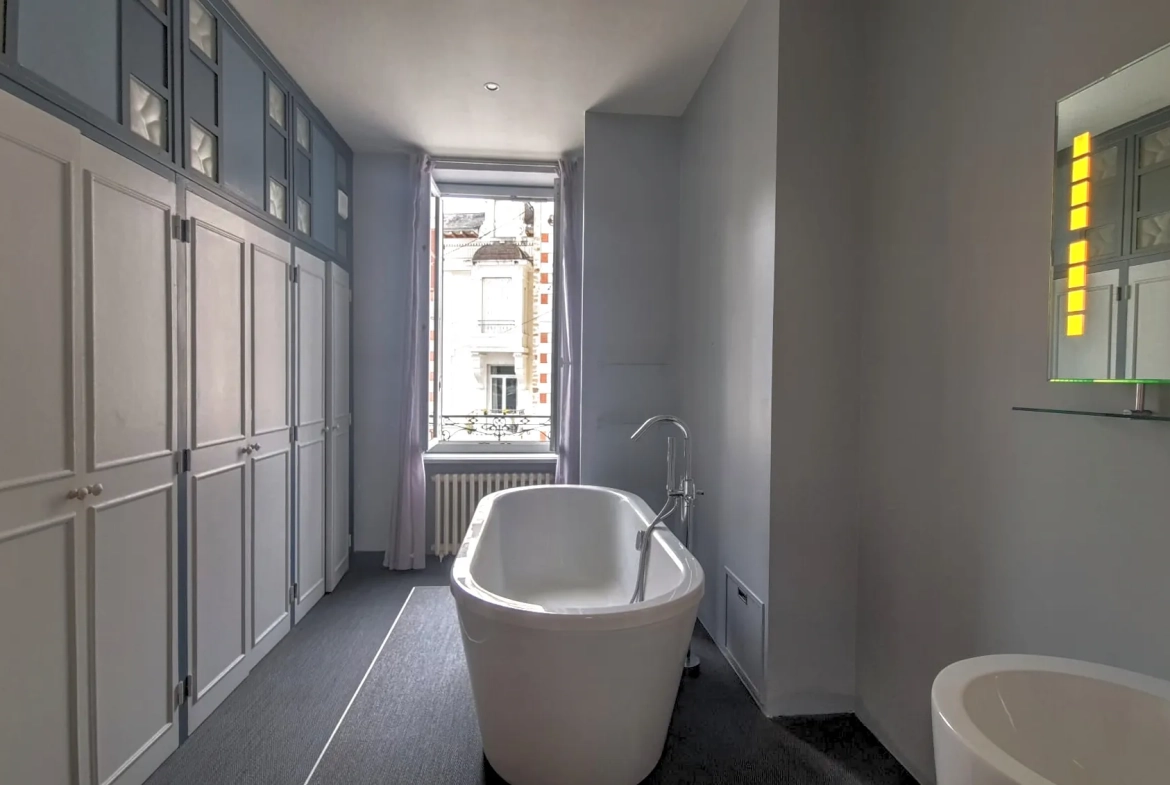 Grande maison familiale de 196 m² à Limoges, Quartier Montjovis 