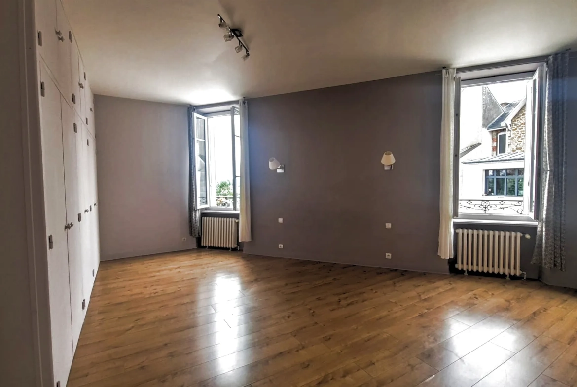 Grande maison familiale de 196 m² à Limoges, Quartier Montjovis 