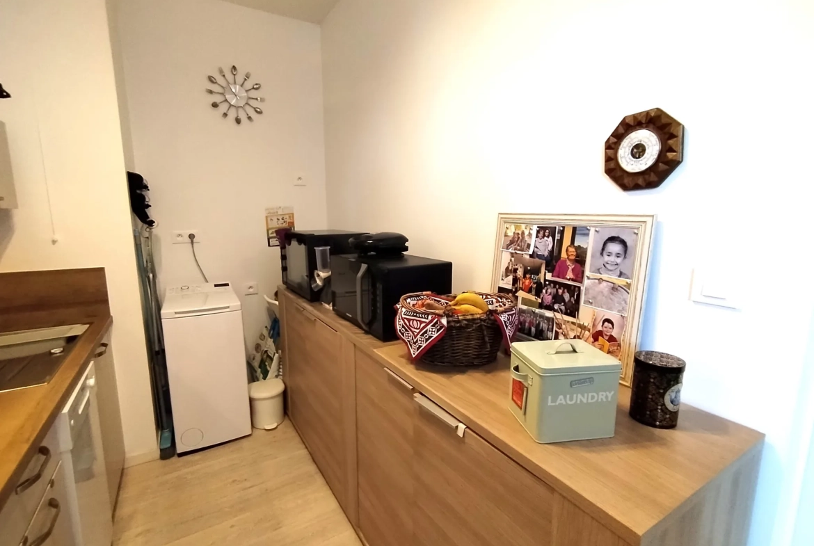 Appartement T2 35 m² à Fougères, Résidence Seniors avec locataire en place 