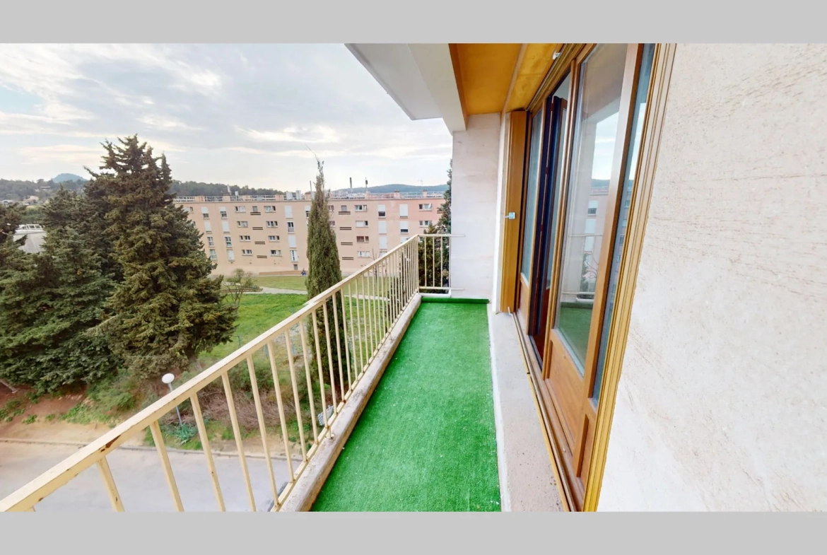 Bel appartement rénové de 3 chambres avec balcon à Gardanne – Exposition sud 