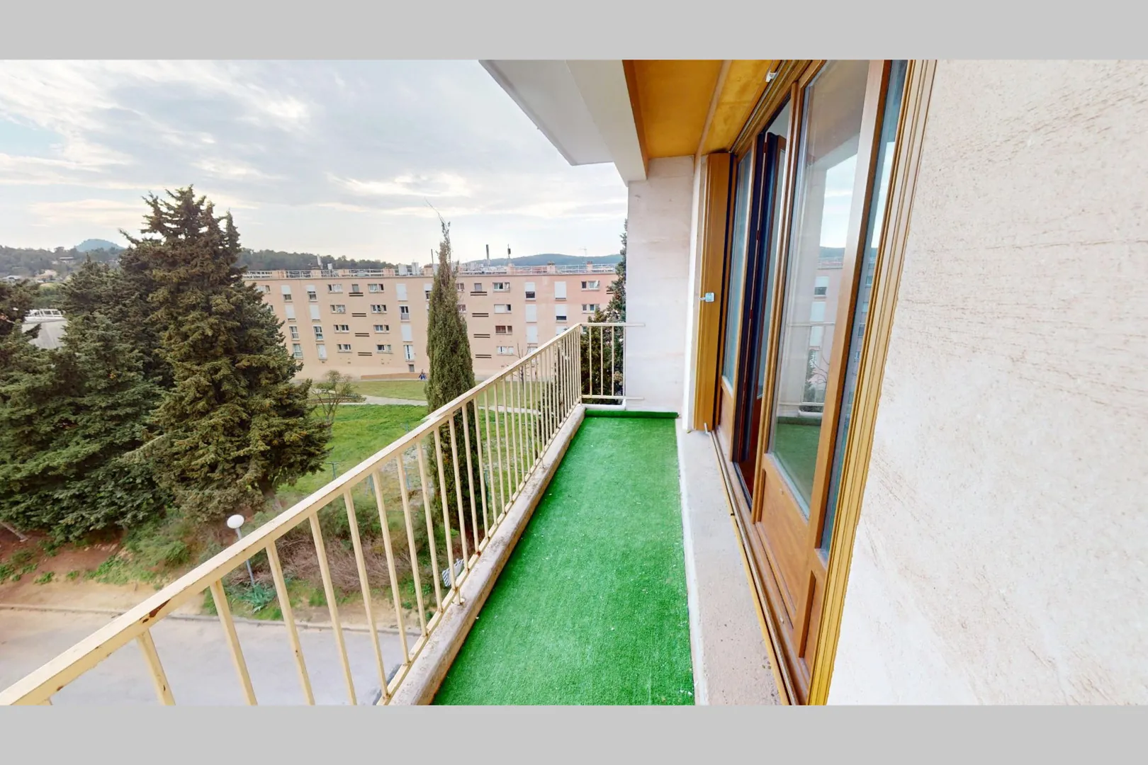 Bel appartement rénové de 3 chambres avec balcon à Gardanne – Exposition sud 