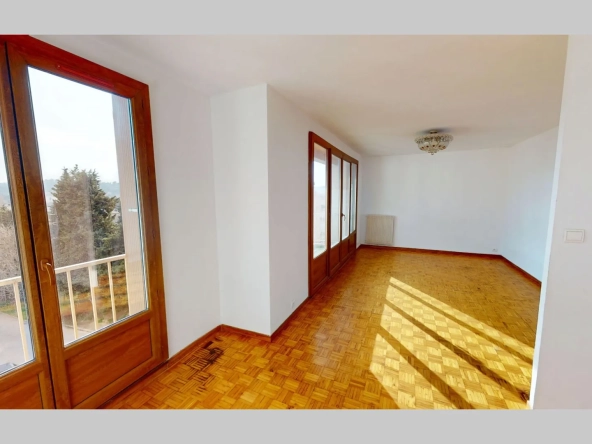 Bel appartement rénové de 3 chambres avec balcon à Gardanne – Exposition sud 