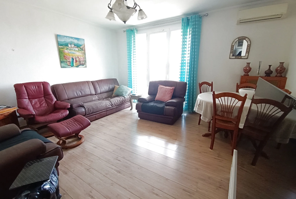 Vente Appartement 3 pièces à Toulon Mayol avec terrasse et vue mer 