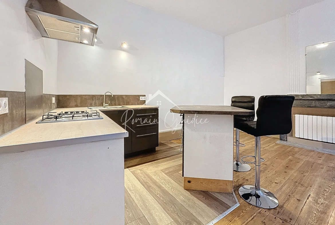 Charmant appartement T2 bis de 54 m2 au cœur de Millau en vente 