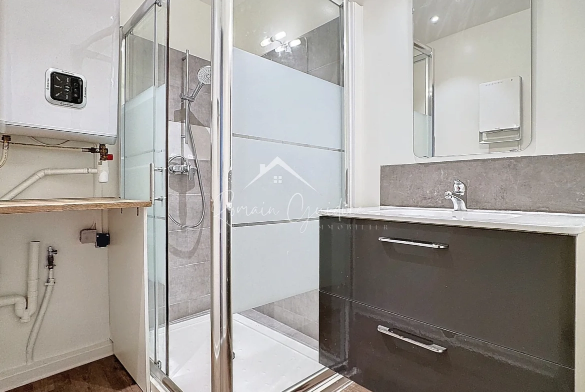 Charmant appartement T2 bis de 54 m2 au cœur de Millau en vente 