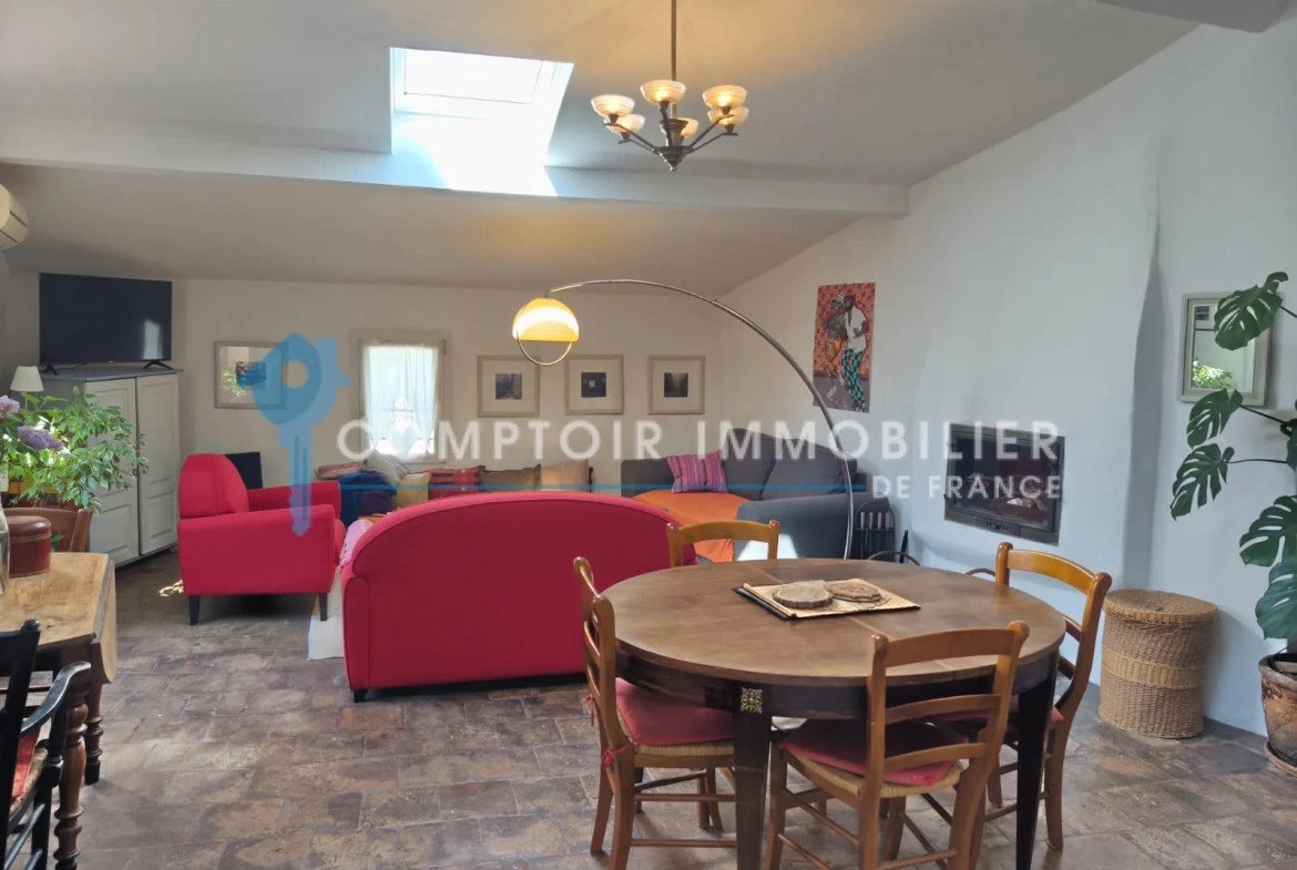 Maison de village avec terrasse à Vallabrègues - Charmante demeure provençale 