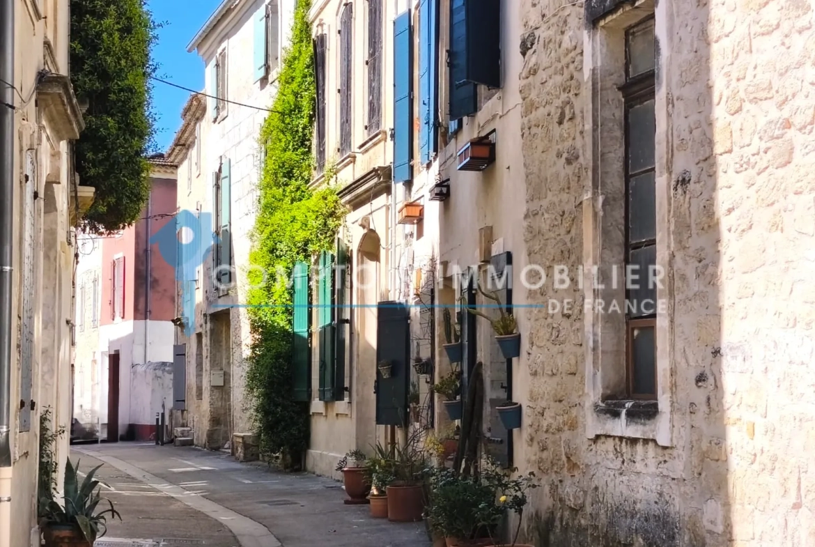 Maison de village avec terrasse à Vallabrègues - Charmante demeure provençale 