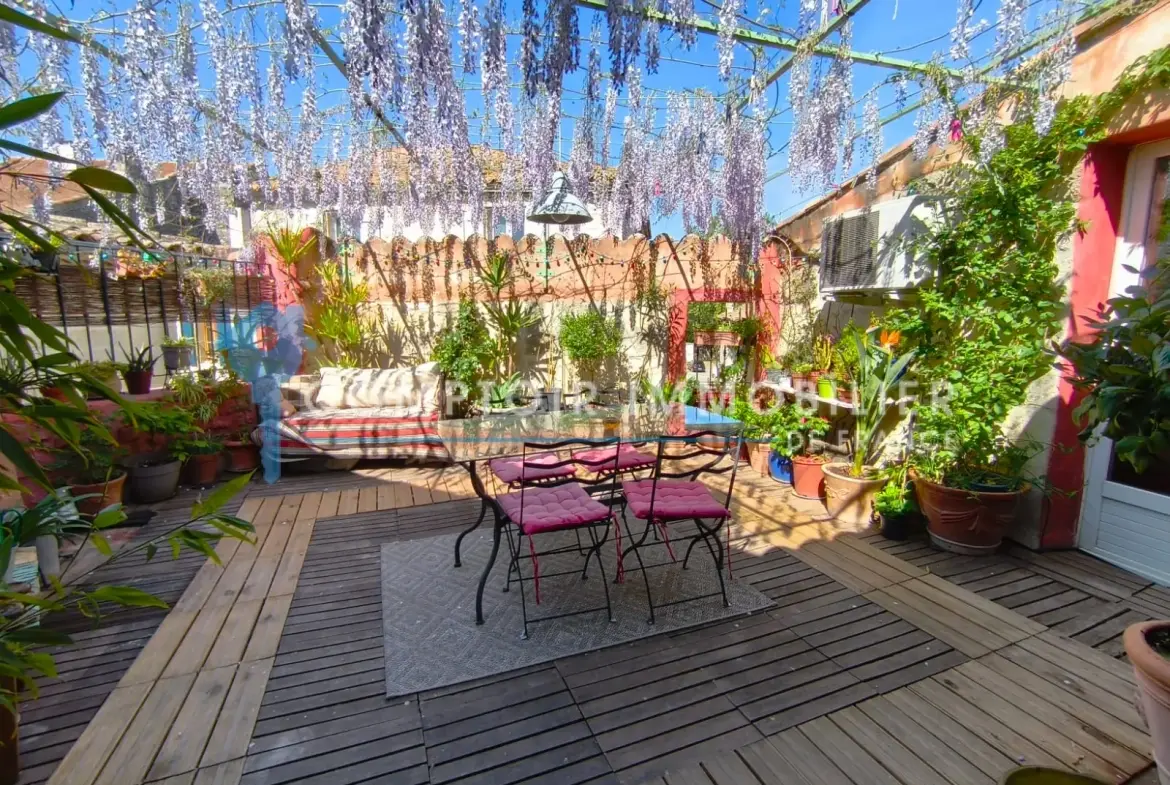 Maison de village avec terrasse à Vallabrègues - Charmante demeure provençale 