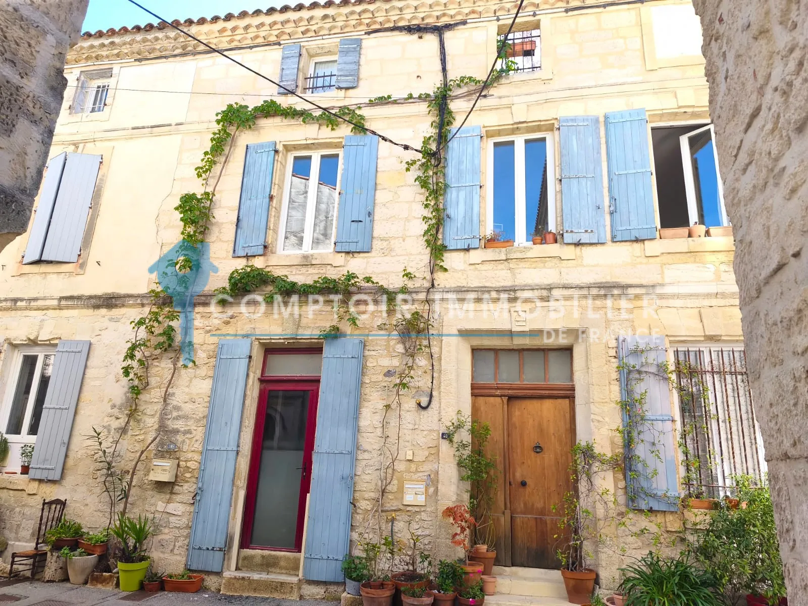 Maison de village avec terrasse à Vallabrègues - Charmante demeure provençale 