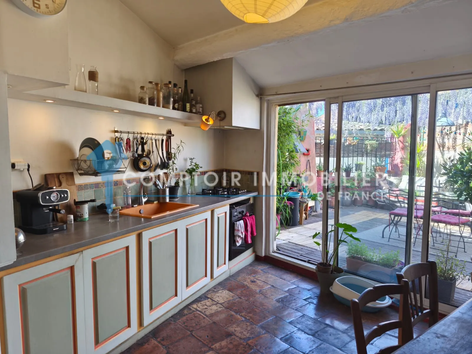 Maison de village avec terrasse à Vallabrègues - Charmante demeure provençale 