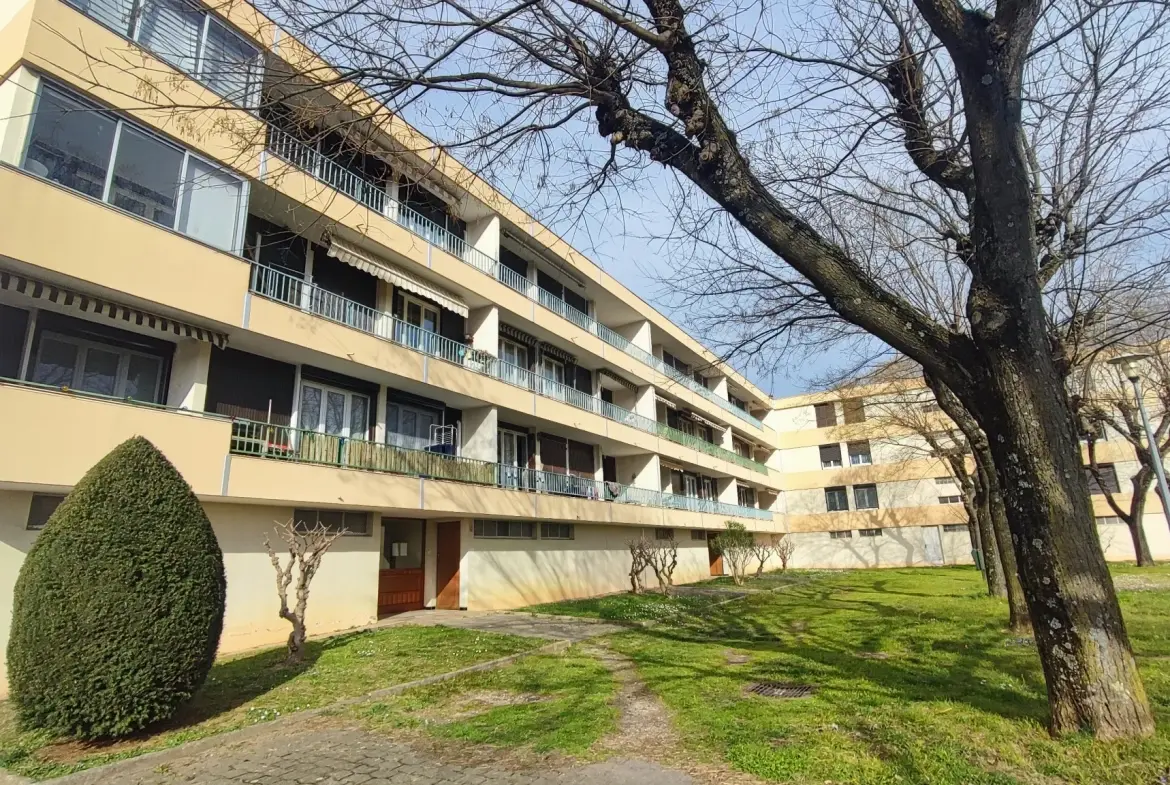 Appartement spacieux de 85 m² avec balcon à Valence 
