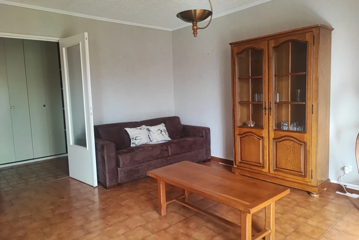 Appartement spacieux de 85 m² avec balcon à Valence 