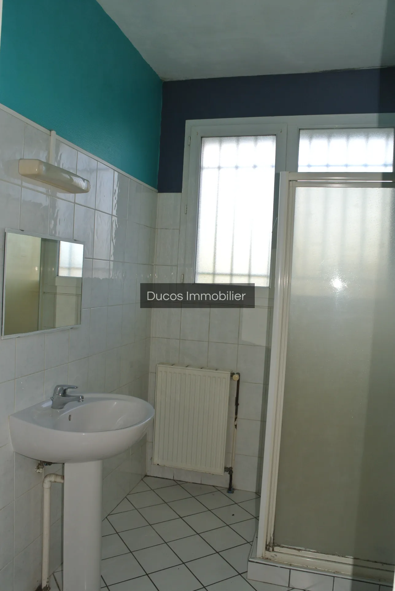 Maison à Marmande avec jardin clos et travaux récents, proche du centre-ville 