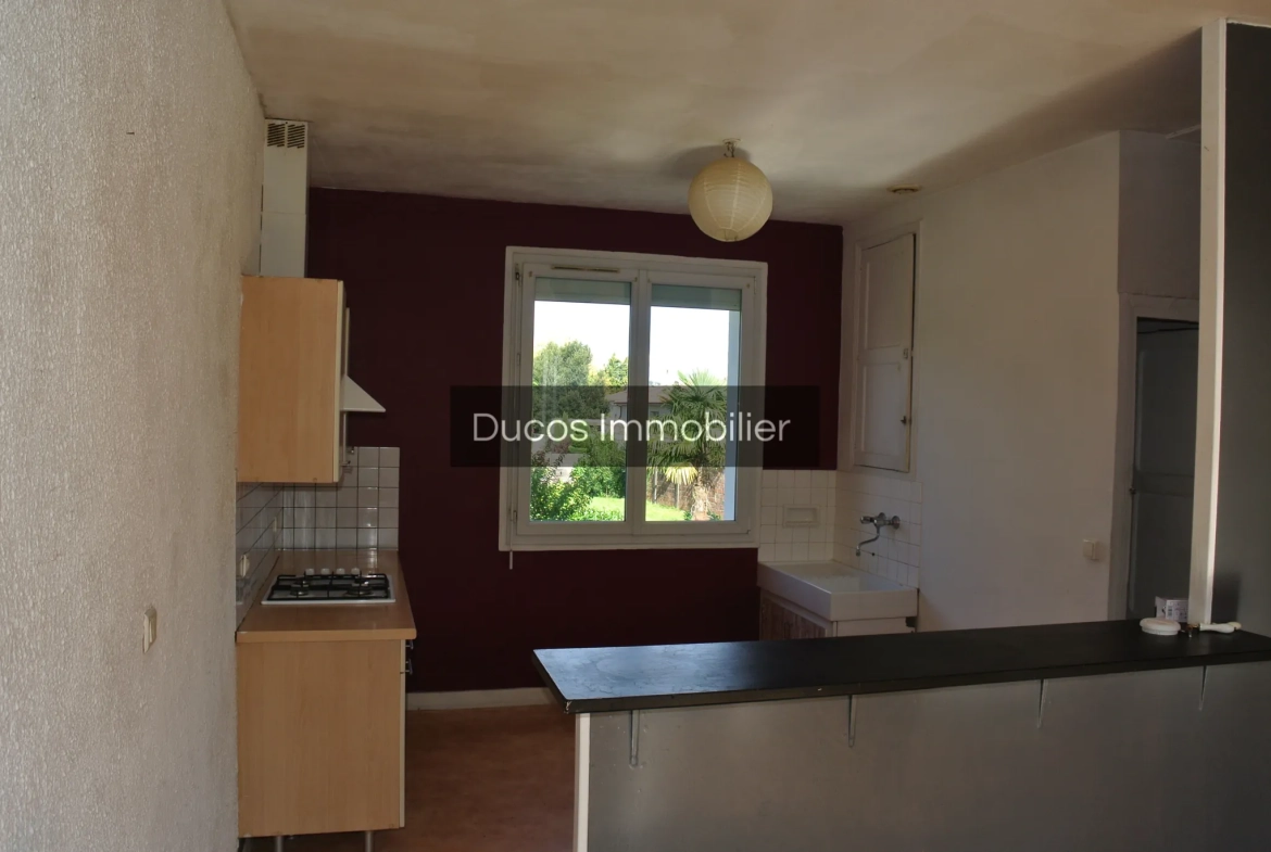Maison à Marmande avec jardin clos et travaux récents, proche du centre-ville 