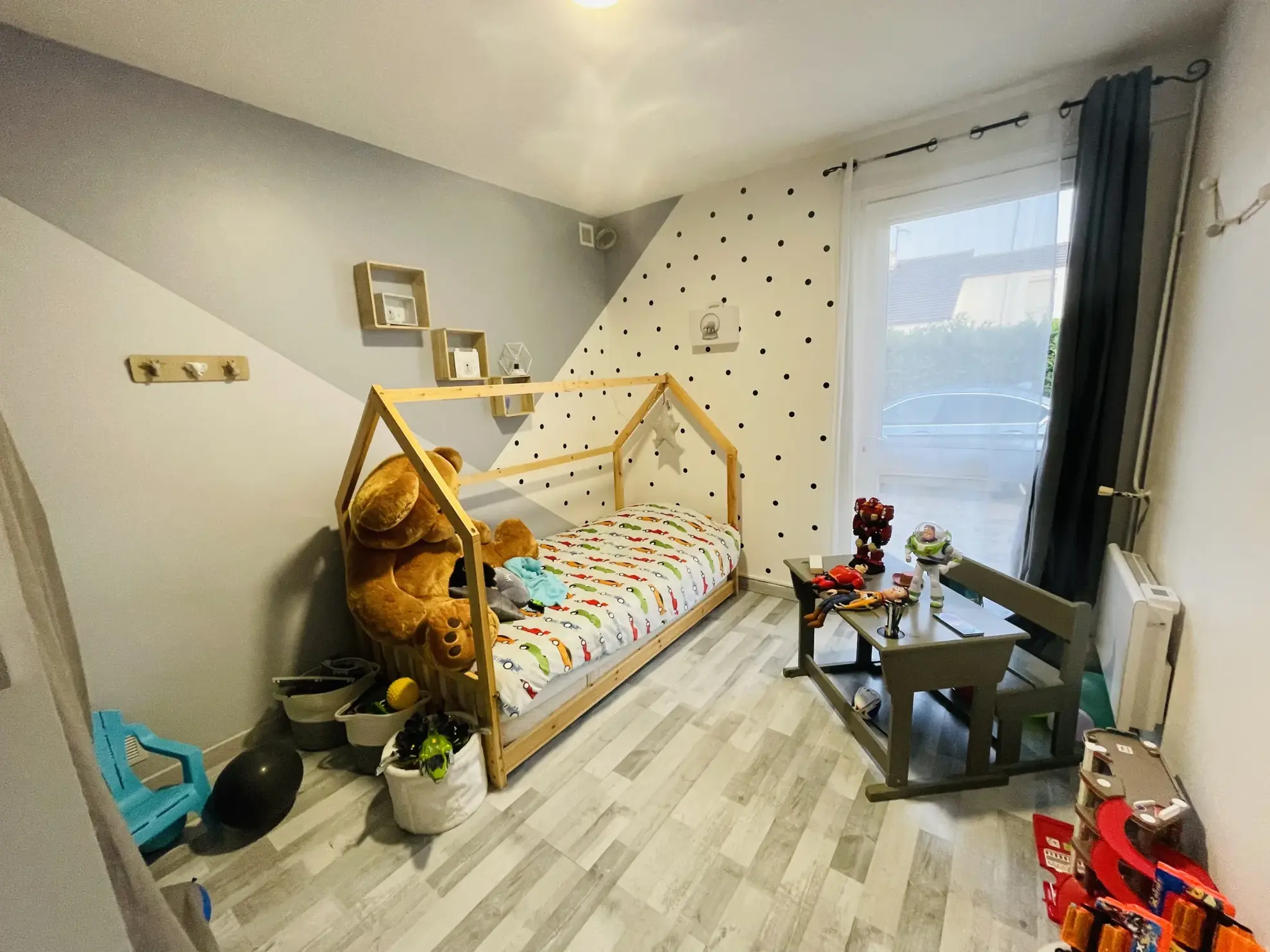 Maison de plain-pied à Buxerolles près de Poitiers avec garage et jardin clos 