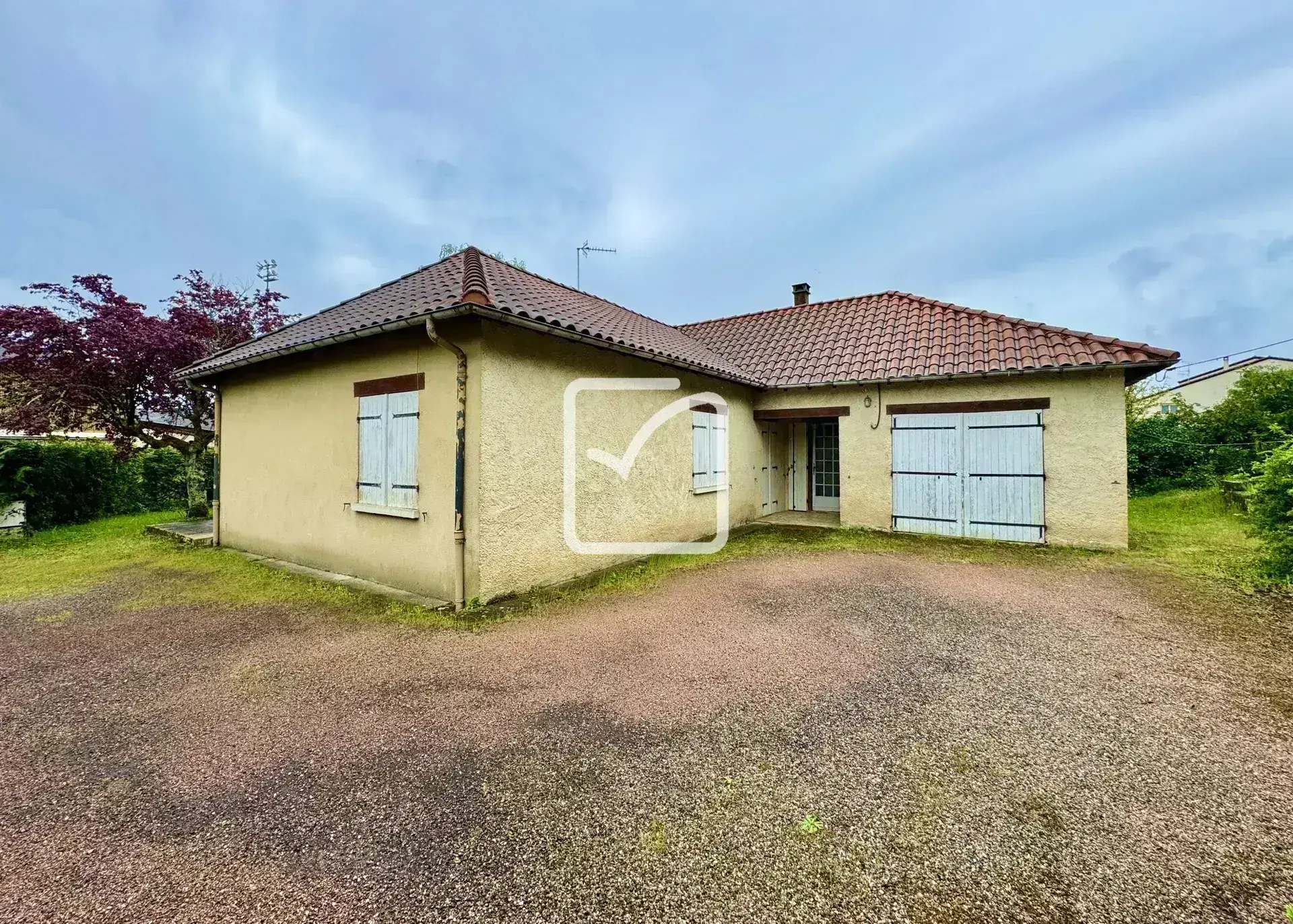 Belle maison à Sarlat-la-Canéda avec jardin, 3 chambres et garage 