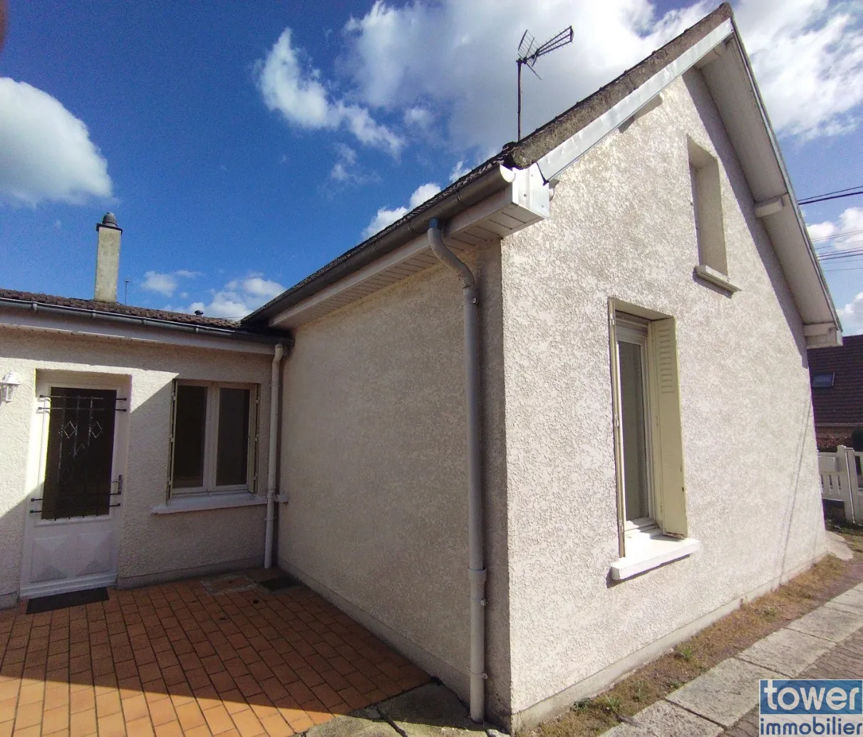 Charmante maison à Noyon avec grand terrain et potentiel d'agrandissement 