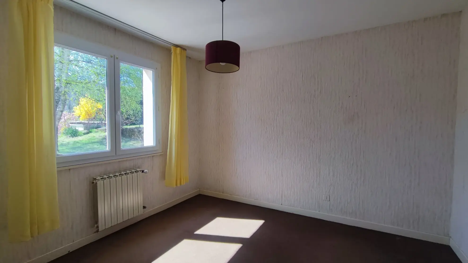 Maison à potentiel de 99 m² avec vue dégagée à Saint Barthélémy Grozon 