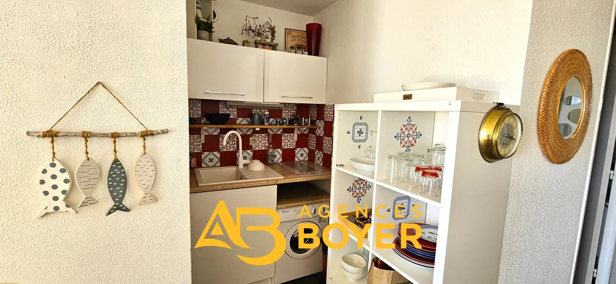Appartement T3 avec terrasse et parking à Sanary-sur-Mer, vue mer 