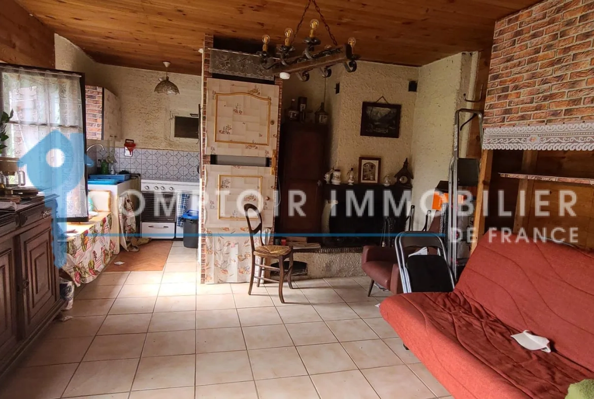 Maison à rénover à Chaum avec jardin et vue sur les montagnes 