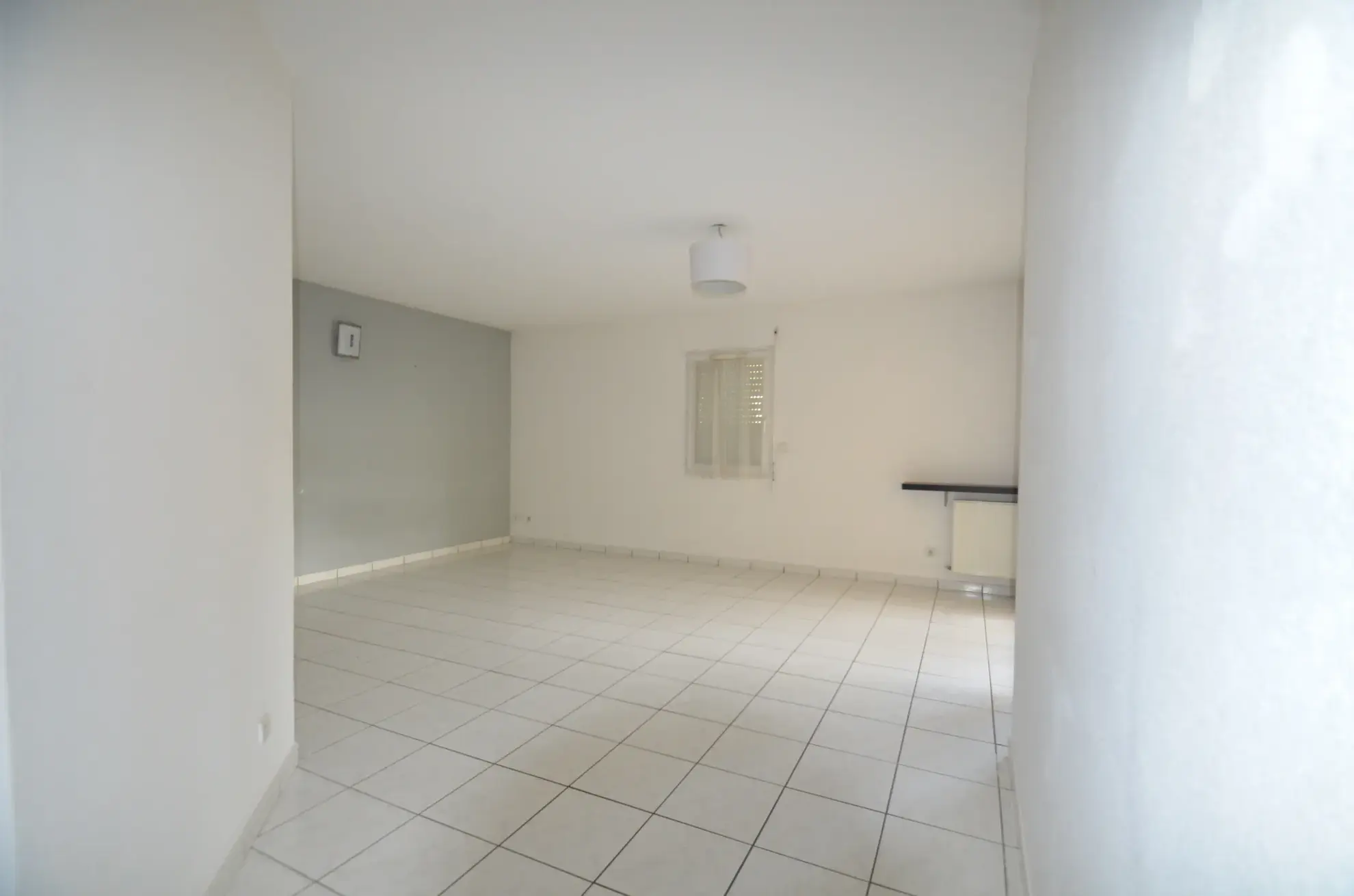 Appartement T4 avec terrasse et garage au centre-ville de Romans-sur-Isère 