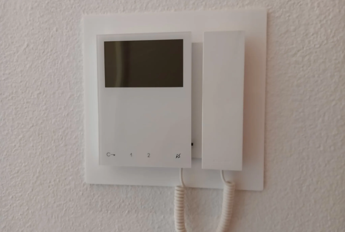 Appartement T4 avec terrasse et garage au centre-ville de Romans-sur-Isère 