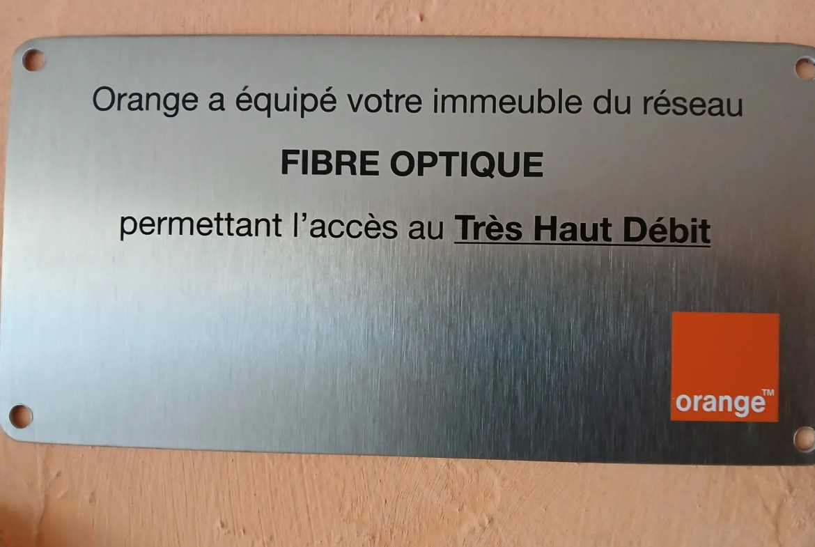 Appartement T4 avec terrasse et garage au centre-ville de Romans-sur-Isère 