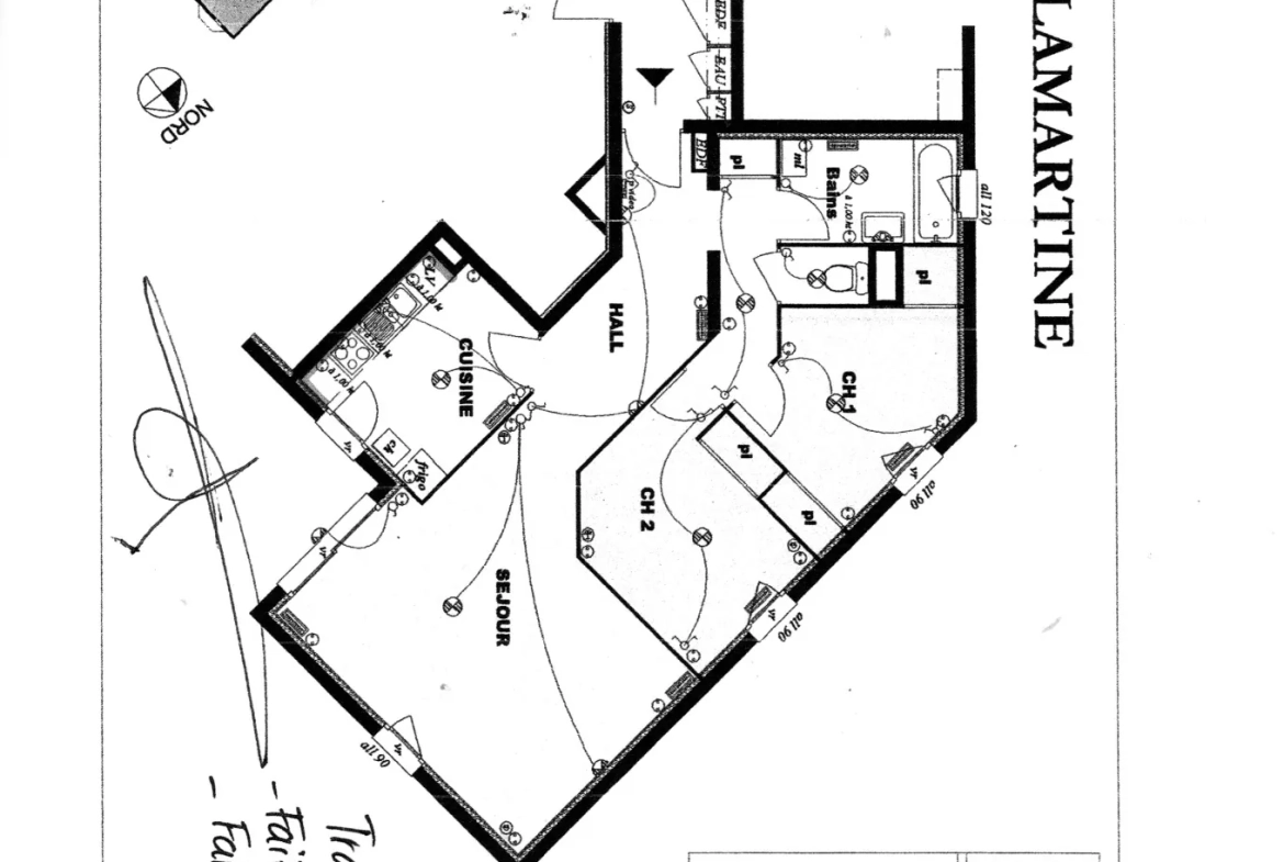 Appartement T4 avec terrasse et garage au centre-ville de Romans-sur-Isère 