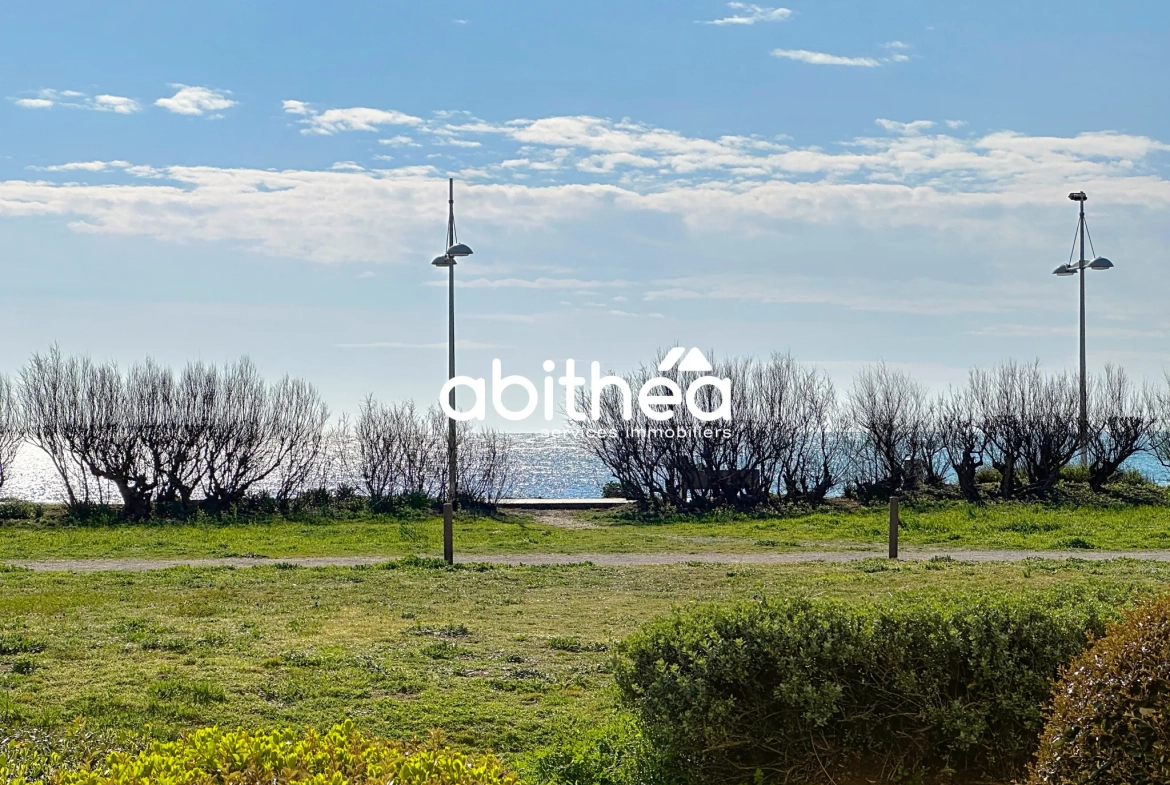 Studio rénové avec vue mer au Cap d'Agde – idéal investissement ou résidence secondaire 