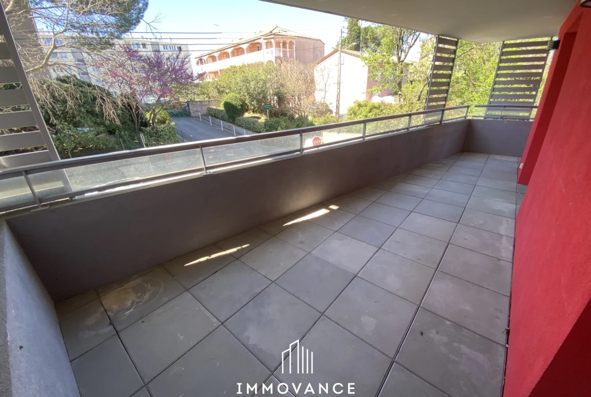 Appartement T3 avec terrasse à Montpellier - Résidence sécurisée et proche commodités 
