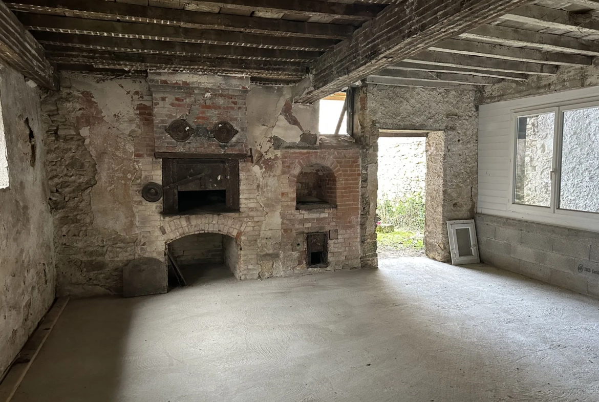 Maison avec local commercial et potentiel d'aménagement à Lasseube 
