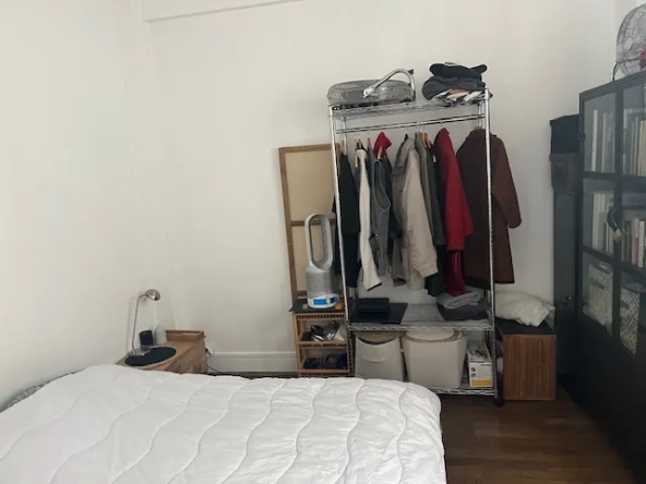 Studio à Paris 13e, au rez-de-chaussée avec jardin, classé G 