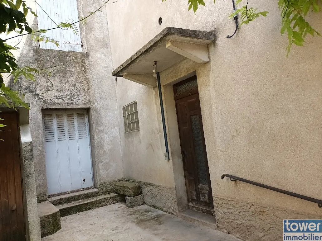 Magnifique maison de village de 115m² avec cour en Minervois 