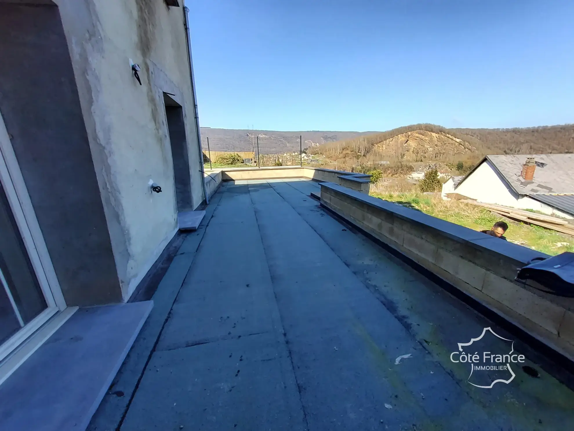Maison divisible à Fumay avec potentiel d'investissement ou habitation bifamiliale 