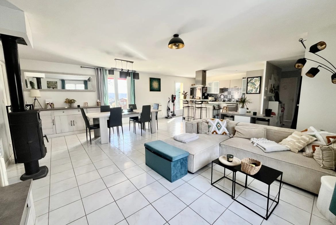 Maison de plain-pied lumineuse de 102m² entre La Ferté-Gaucher et Esternay 
