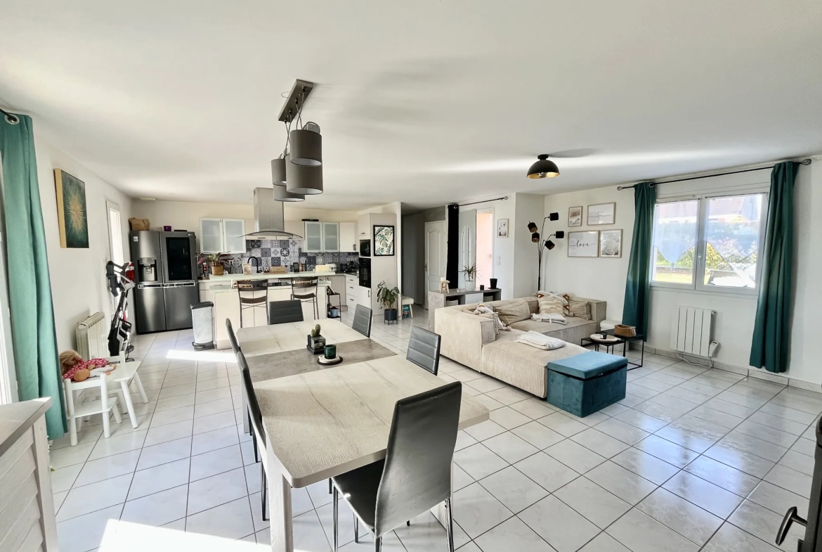 Maison de plain-pied lumineuse de 102m² entre La Ferté-Gaucher et Esternay 