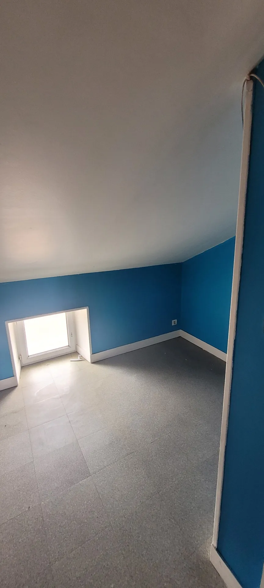 Maison locative avec deux appartements à Tocane St Apre - Idéal investisseur 