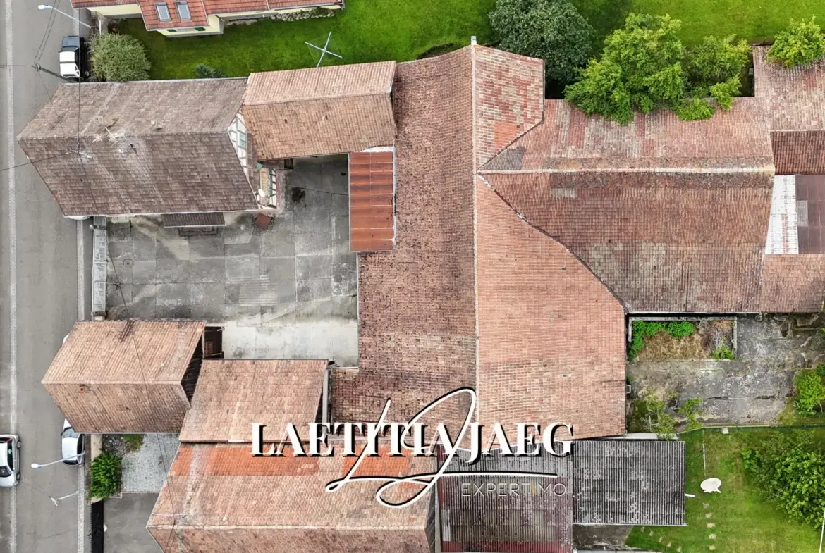 Ensemble immobilier à fort potentiel à Boofzheim, 200 m² avec dépendances et terrain à aménager 