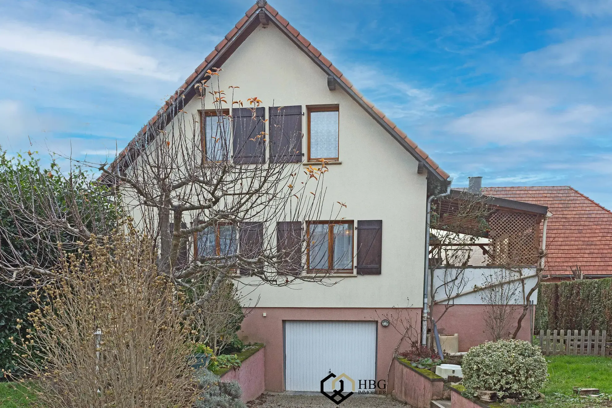 Maison 5 pièces à vendre à Betschdorf, idéale pour famille, avec terrasse et garage 