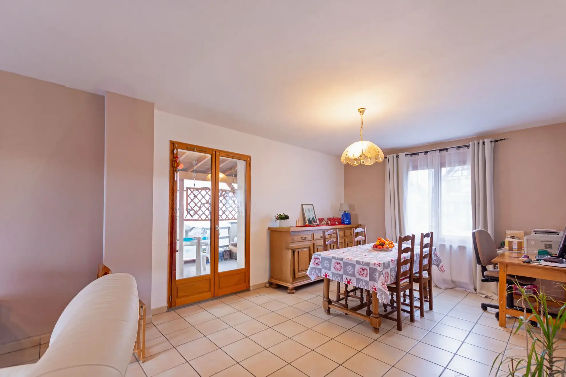 Maison 5 pièces à vendre à Betschdorf, idéale pour famille, avec terrasse et garage 