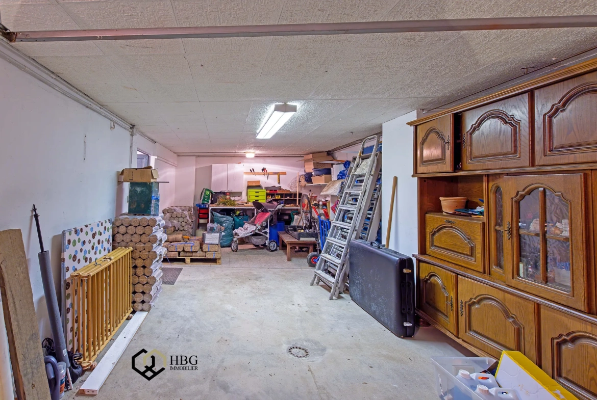 Maison 5 pièces à vendre à Betschdorf, idéale pour famille, avec terrasse et garage 