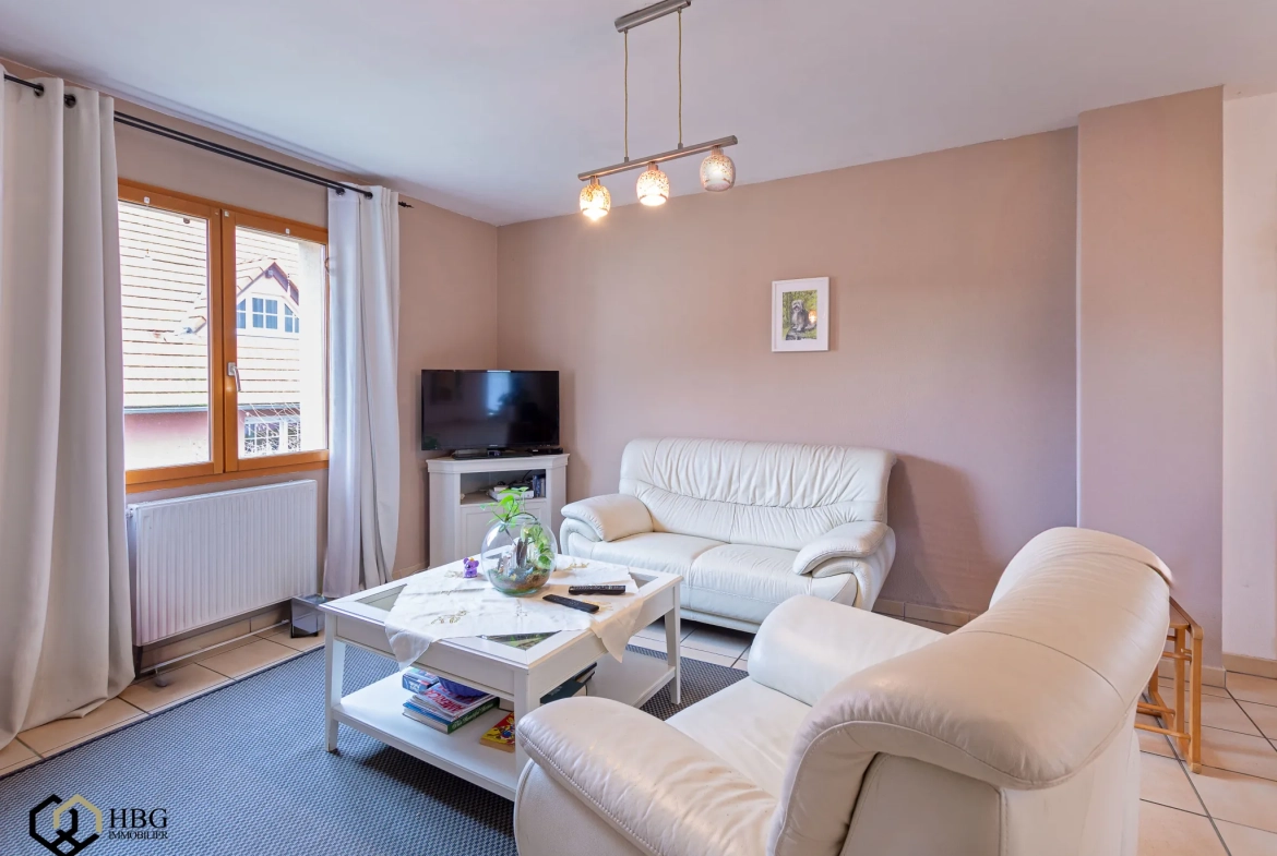 Maison 5 pièces à vendre à Betschdorf, idéale pour famille, avec terrasse et garage 