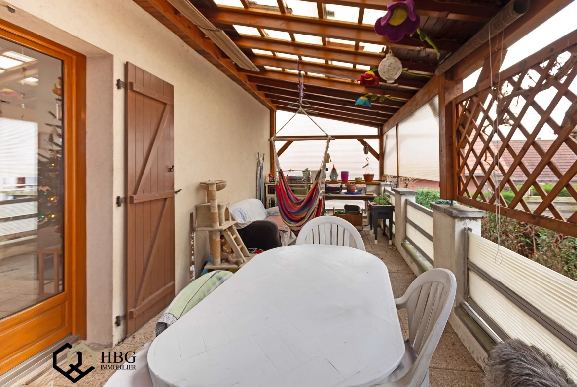 Maison 5 pièces à vendre à Betschdorf, idéale pour famille, avec terrasse et garage 