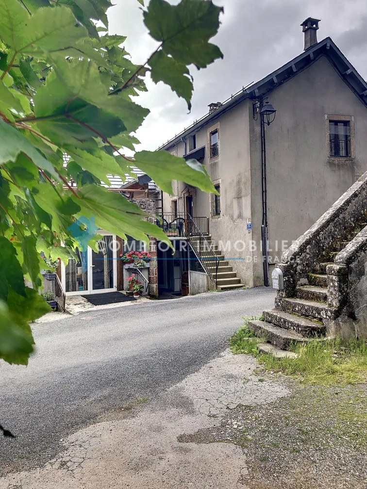 Maison à vendre à Saint-Sauveur-Camprieu, idéal investissement ou résidence secondaire en montagne 