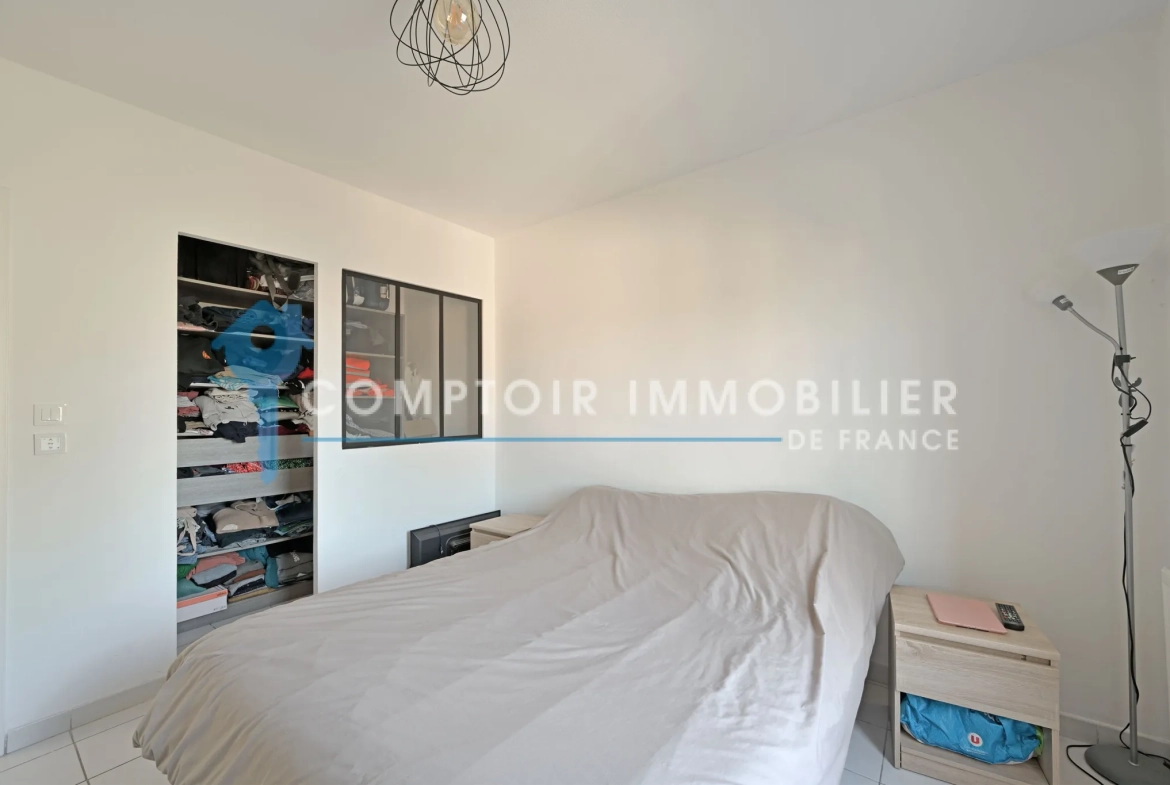 Appartement T2 avec terrasse et parking à Aubord - Exclu 