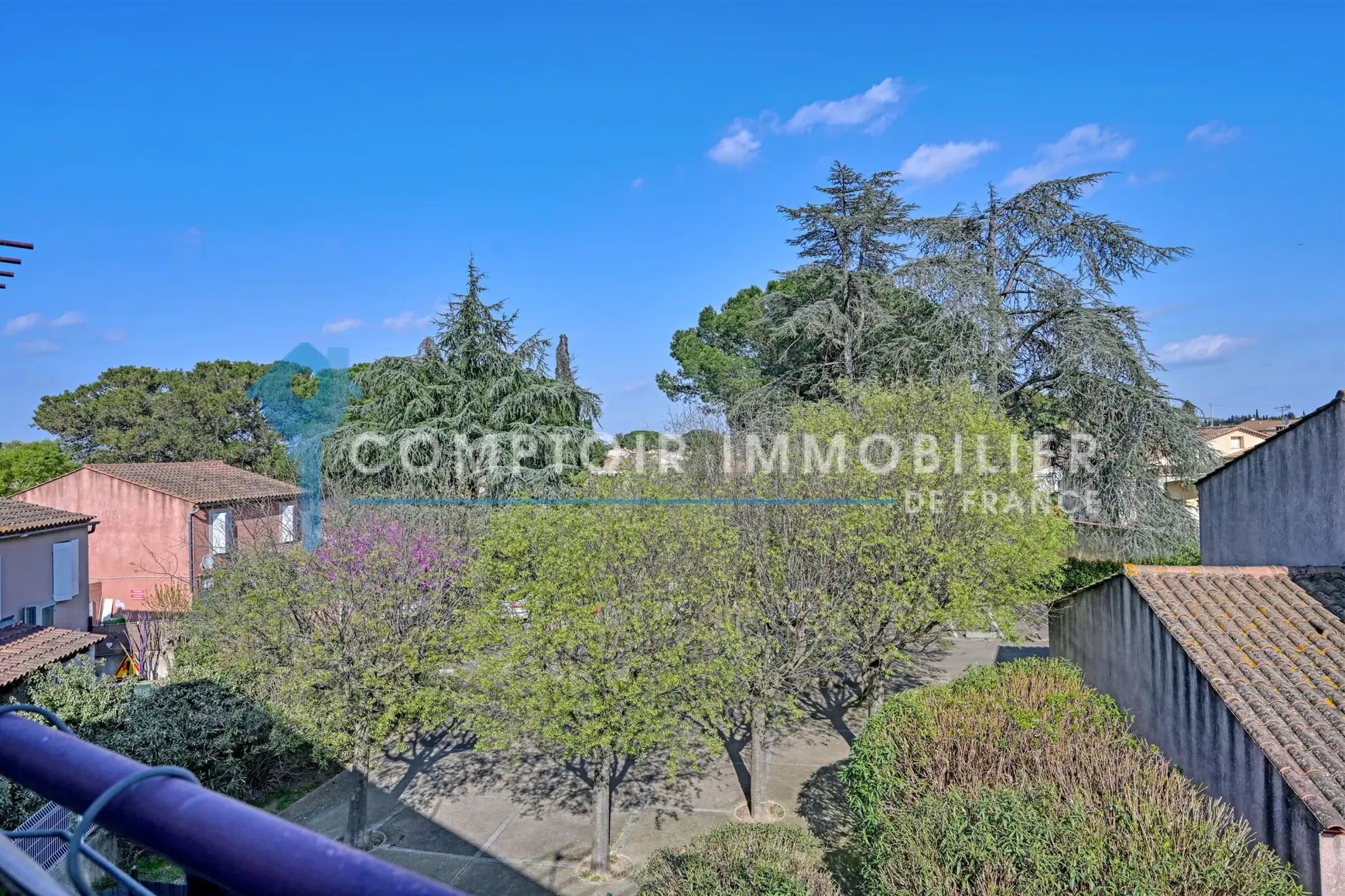 Appartement T2 avec terrasse et parking à Aubord - Exclu 