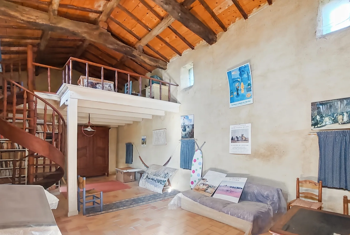 Superbe maison ancienne à vendre à 10 minutes d'Uzès avec terrain et annexe 