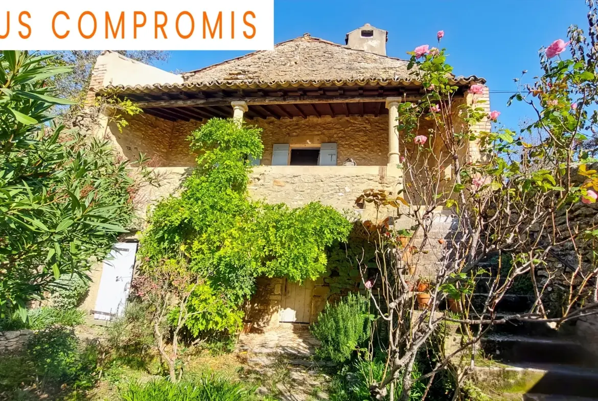 Superbe maison ancienne à vendre à 10 minutes d'Uzès avec terrain et annexe 