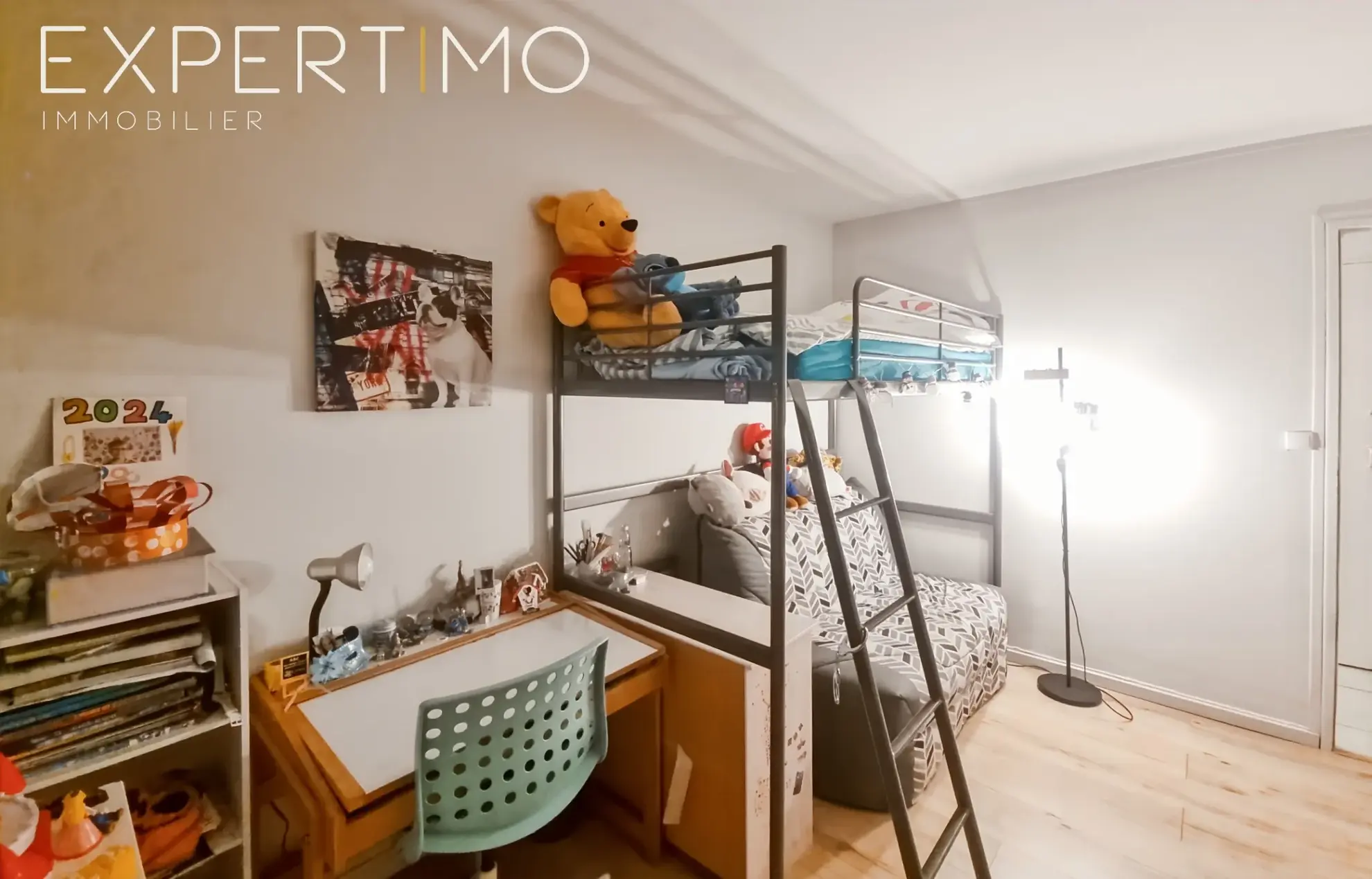 Appartement à vendre à Eu, 2 chambres, vue sur la ville, parking et cave 