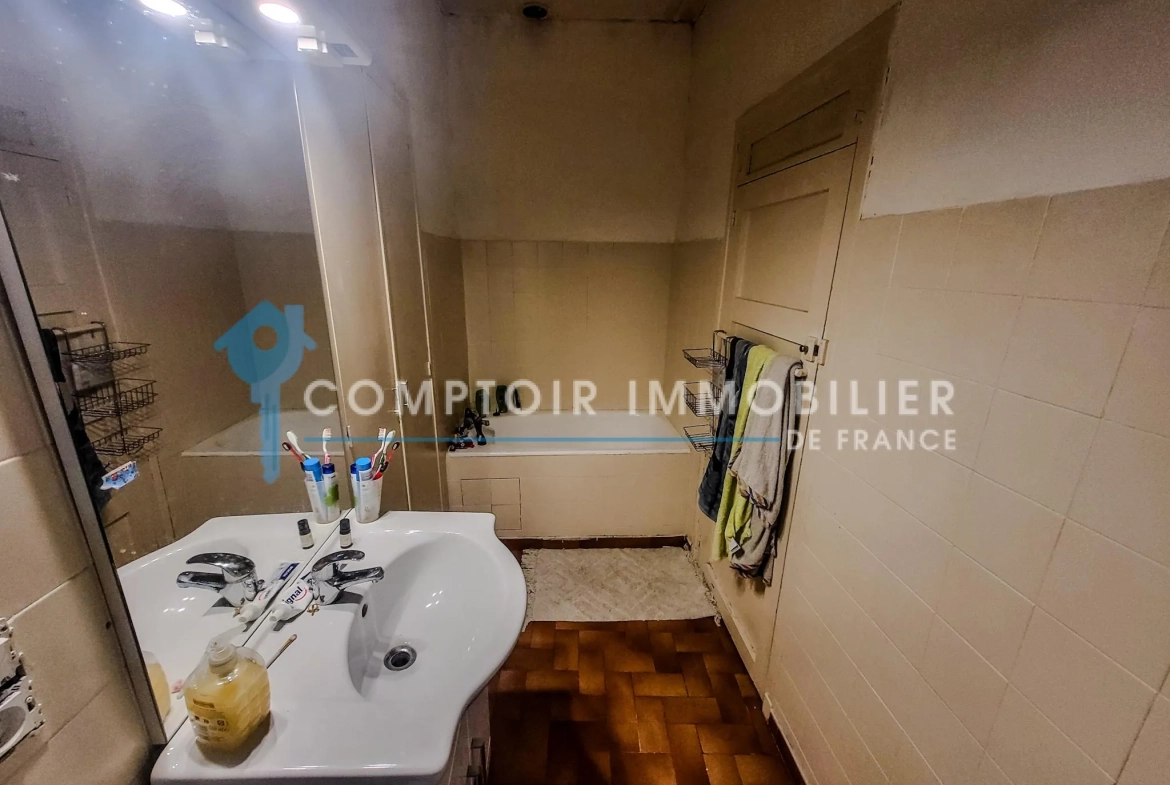 Appartement T4 loué à Saint Ambroix pour investissement locatif de 70m² 